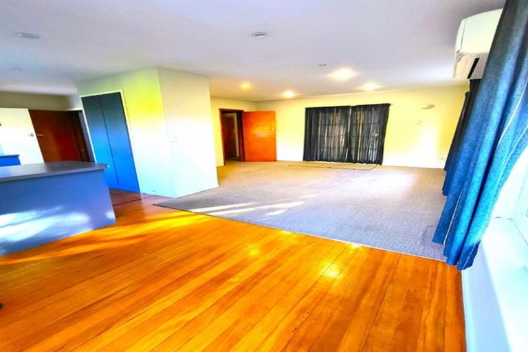 Photo of property in 294 Withells Road, Avonhead, Christchurch, 8042