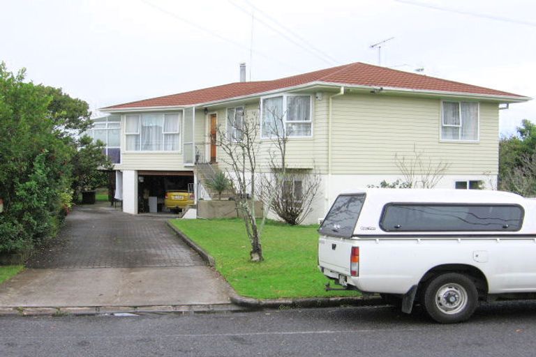 Photo of property in 24 Swan Crescent, Pakuranga, Auckland, 2010