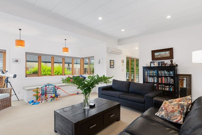 Photo of property in 9 Farquharson Street, Opoho, Dunedin, 9010