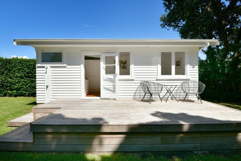 Photo of property in 20 Glamis Avenue, Manly, Whangaparaoa, 0930