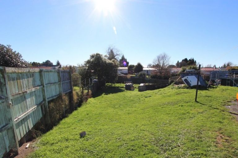 Photo of property in 1 Pilrig Place, Tokoroa, 3420