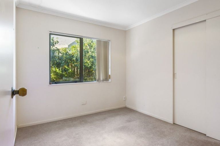 Photo of property in 15 Bell Common Close, Bethlehem, Tauranga, 3110