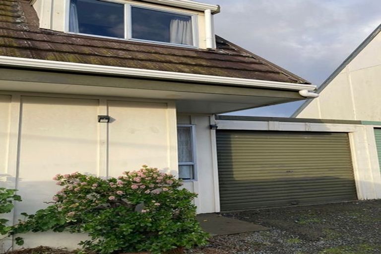 Photo of property in 10a Elizabeth Street, Moera, Lower Hutt, 5010