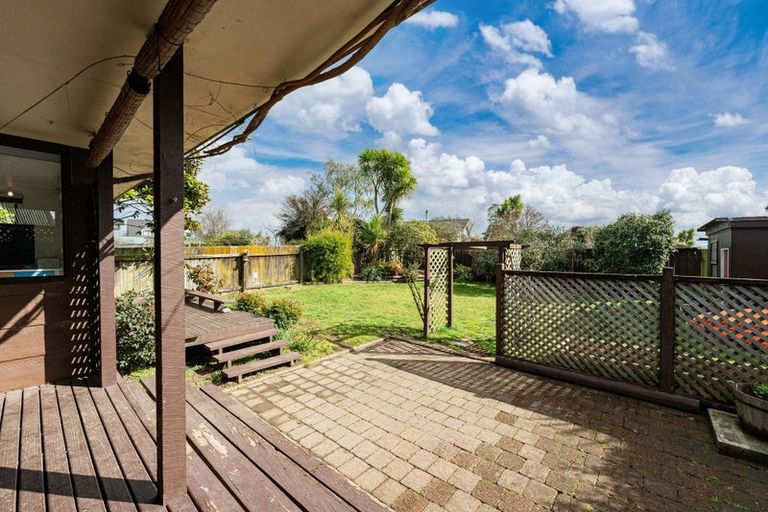 Photo of property in 104 Hyde Avenue, Richmond Heights, Taupo, 3330