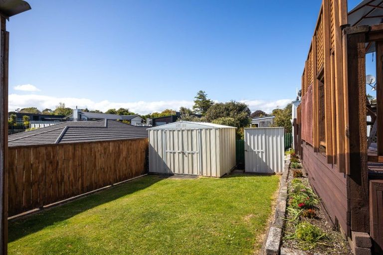 Photo of property in 18 Raniera Street, Glen Avon, New Plymouth, 4312