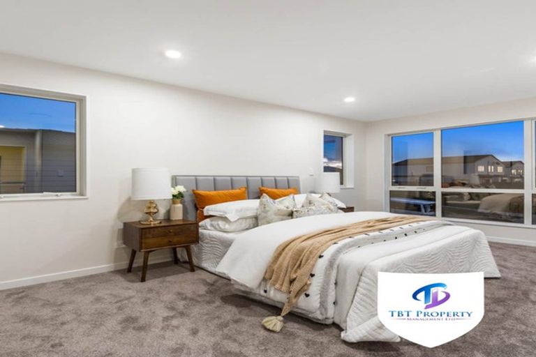 Photo of property in 17 Bushfield Drive, Flat Bush, Auckland, 2019