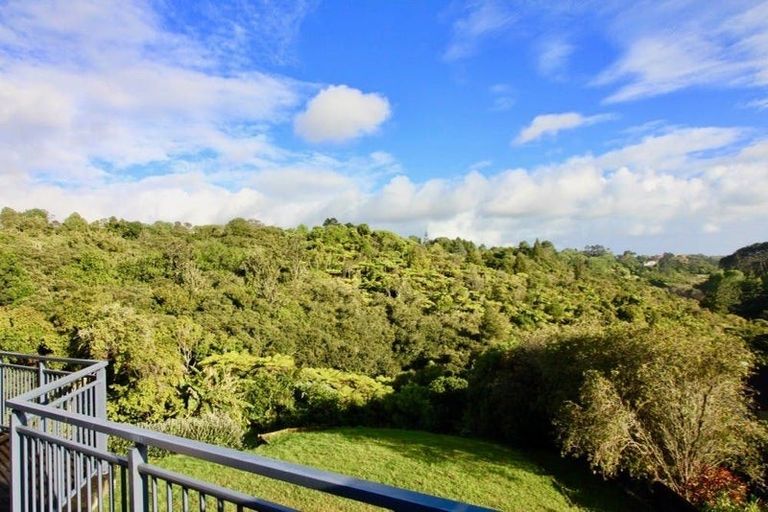 Photo of property in 34 Hayley Lane, East Tamaki Heights, Auckland, 2016