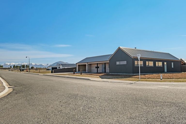 Photo of property in 38 Lakeland Avenue, Twizel, 7901