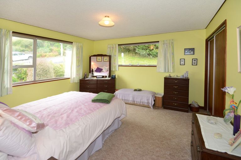 Photo of property in 22 Spiers Road, Halfway Bush, Dunedin, 9010