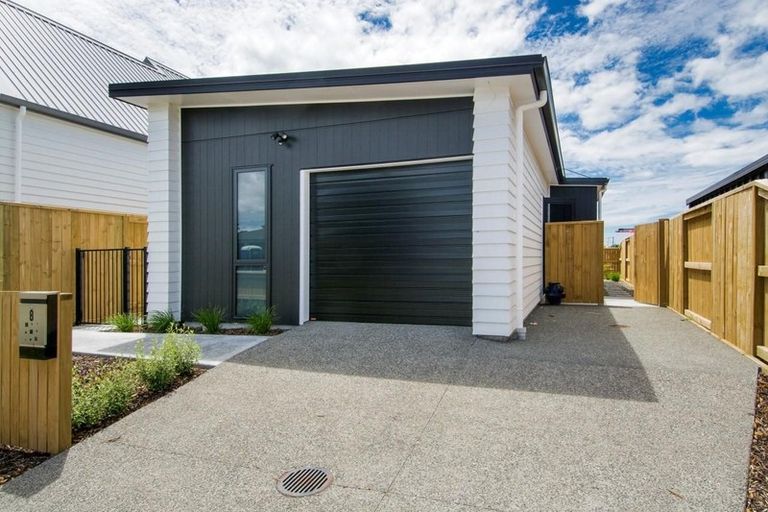 Photo of property in 8 Te Aranga Drive, Papamoa Beach, Papamoa, 3118