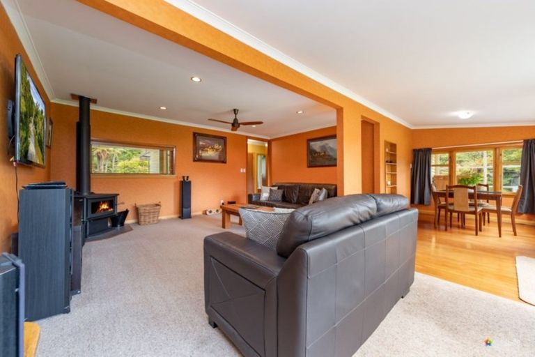 Photo of property in 4 Bridge Road, Birchville, Upper Hutt, 5018