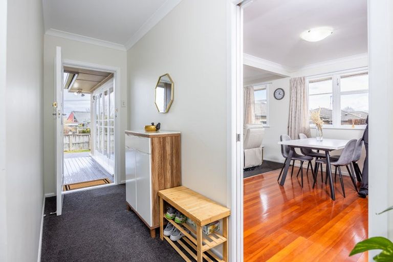 Photo of property in 17 Macdonald Road, Glenview, Hamilton, 3206