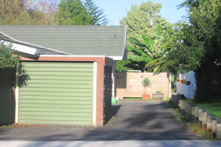 Photo of property in 2/55u Woolfield Road, Papatoetoe, Auckland, 2025