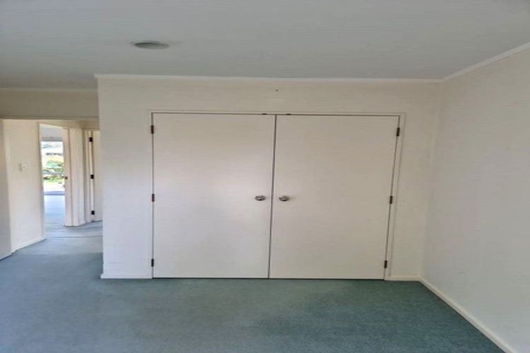 Photo of property in 546 Don Buck Road, Westgate, Auckland, 0614