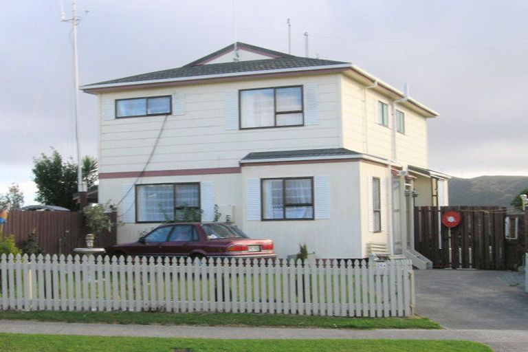 Photo of property in 1/26 Outram Grove, Kelson, Lower Hutt, 5010