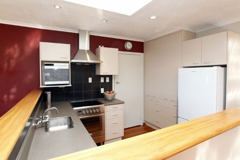 Photo of property in 24 Longmuir Street, Ilam, Christchurch, 8041