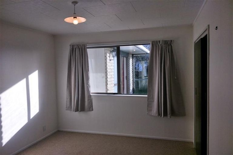 Photo of property in 25 Nugent Street, Bell Block, New Plymouth, 4312