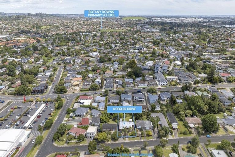 Photo of property in 8 Pegler Drive, Howick, Auckland, 2014