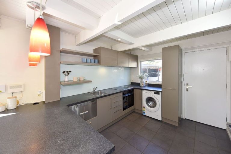 Photo of property in 4/140 Waimairi Road, Ilam, Christchurch, 8041