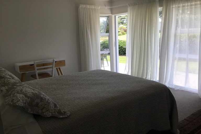 Photo of property in 4 Kelly Street, Baylys Beach, Dargaville, 0377