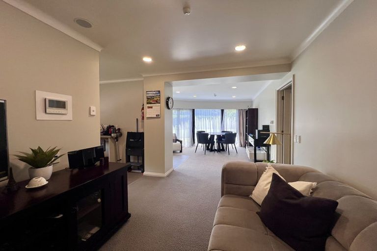 Photo of property in 1/460 Remuera Road, Remuera, Auckland, 1050