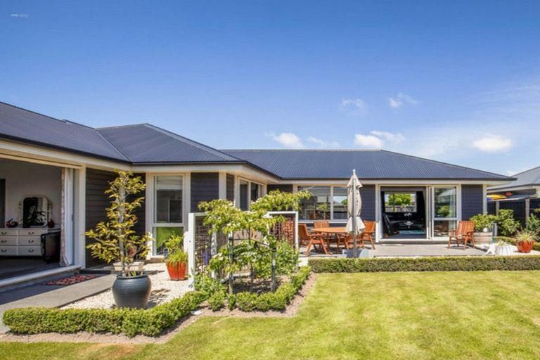 Photo of property in 8 Hampstead Close, Rangiora, 7400