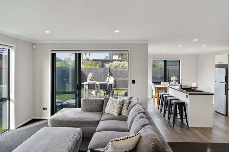 Photo of property in 18 Centaine Way, Papamoa Beach, Papamoa, 3118