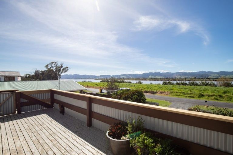 Photo of property in 10 Waihou Street, Turua, 3574