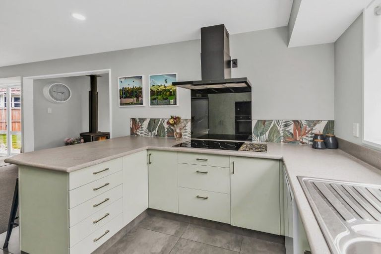 Photo of property in 15 Cross Street, Coalgate, 7673