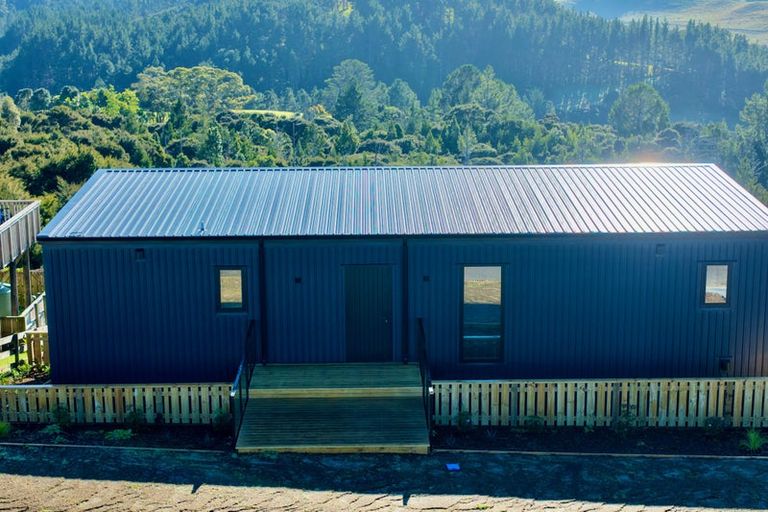 Photo of property in 116 Centennial Drive, Whitianga, 3510