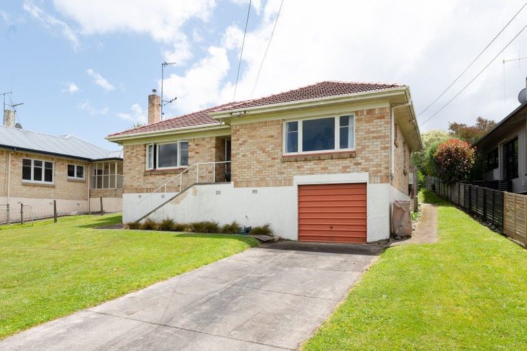 Photo of property in 14 Charles Crescent, Beerescourt, Hamilton, 3200