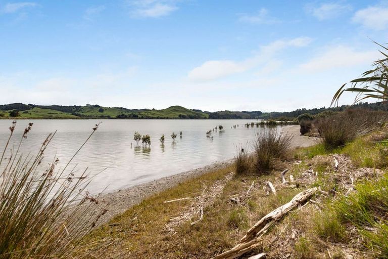 Photo of property in 3 Awaroa Creek Rise, Kaiwaka, 0573