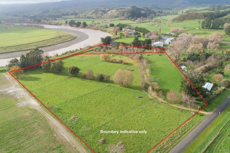 Photo of property in 32 Staces Road, Aokautere, Palmerston North, 4471