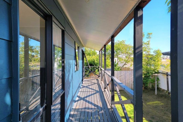 Photo of property in 1 Silkwood Lane, Melville, Hamilton, 3206