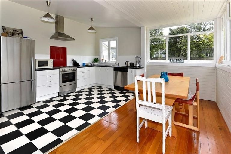 Photo of property in 25 Mackenzie Avenue, Woolston, Christchurch, 8023