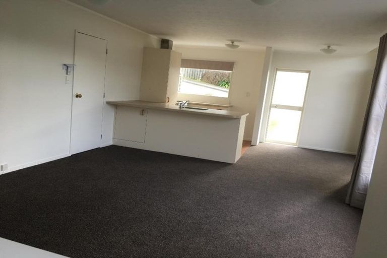 Photo of property in 35b Bracken Road, Paparangi, Wellington, 6037