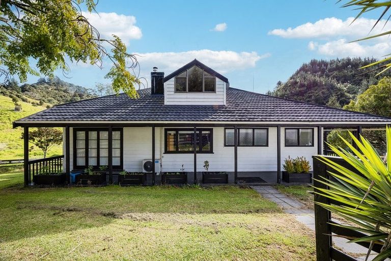 Photo of property in 21 Noakes Hill Road, Puhoi, Silverdale, 0994