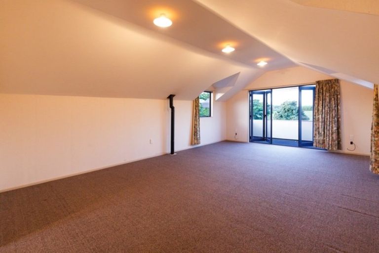 Photo of property in 12 White Horse Drive, Westbrook, Palmerston North, 4475