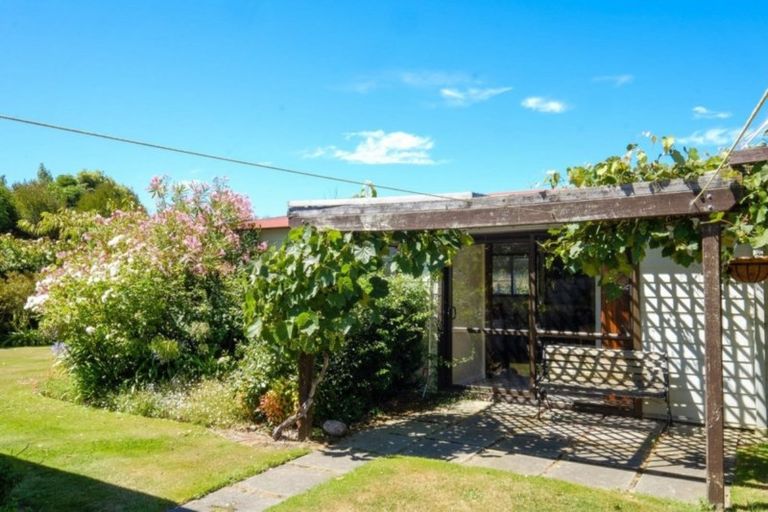 Photo of property in 166 Amberley Beach Road, Amberley, 7481