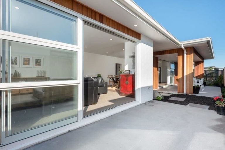 Photo of property in 103 Coast Boulevard, Papamoa Beach, Papamoa, 3118