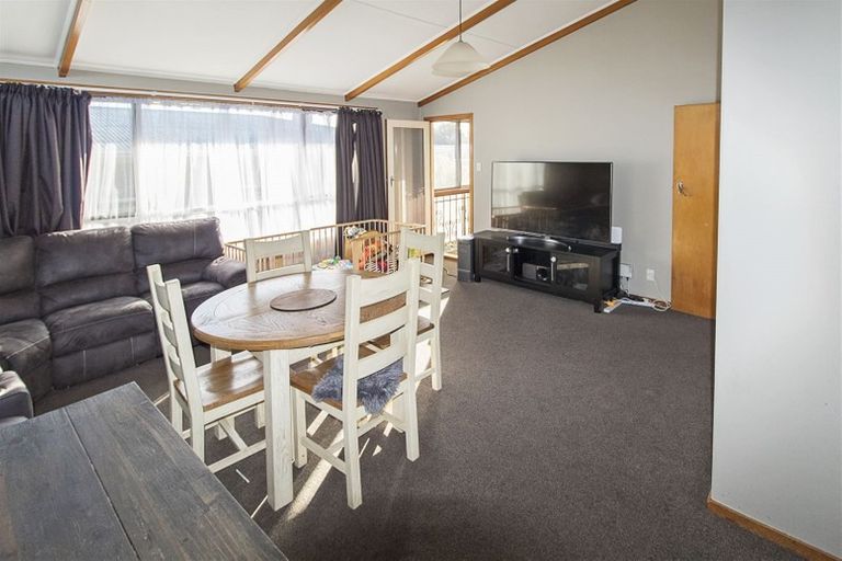 Photo of property in 1/69 Selwyn Street, Waimataitai, Timaru, 7910