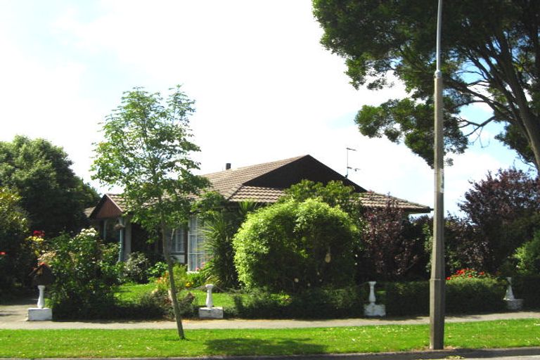 Photo of property in 214 Hendersons Road, Hoon Hay, Christchurch, 8025