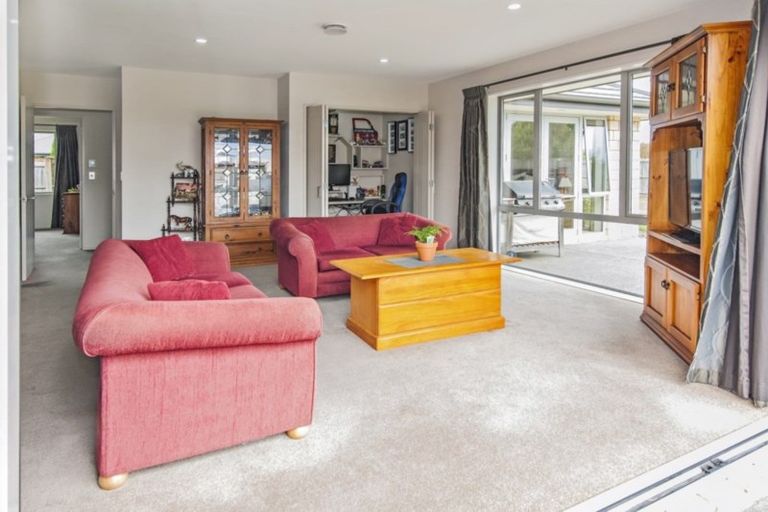 Photo of property in 31 Beaumont Drive, Rolleston, 7614