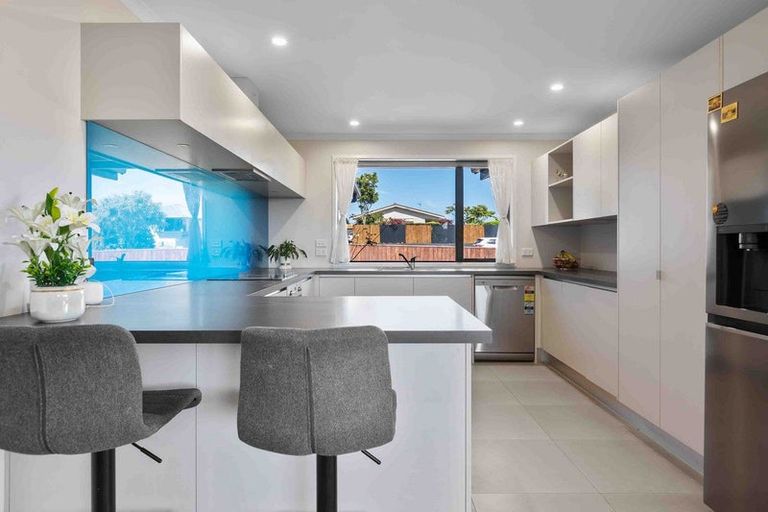 Photo of property in 68 Sunnyvale Street, Bell Block, New Plymouth, 4312