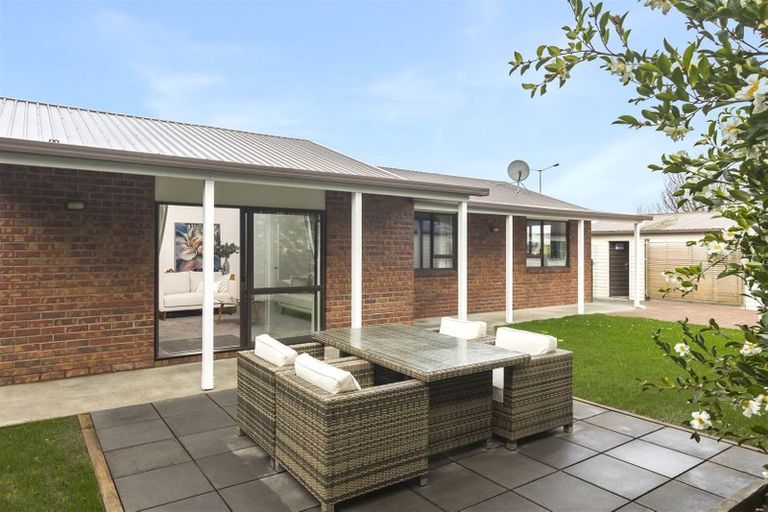 Photo of property in 683 Main North Road, Belfast, Christchurch, 8051