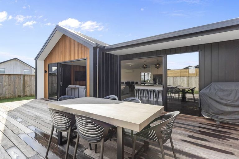 Photo of property in 49 Pinehurst Crescent, Morrinsville, 3300