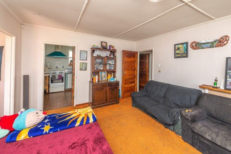 Photo of property in 25 Harper Street, Gonville, Whanganui, 4501