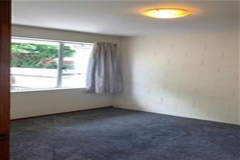 Photo of property in 2/94 Peverel Street, Riccarton, Christchurch, 8041