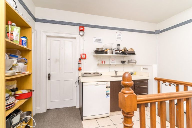 Photo of property in 39 Royal Terrace, Dunedin Central, Dunedin, 9016
