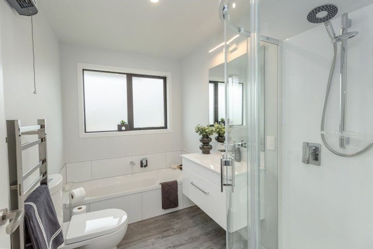 Photo of property in 15 Farley Avenue, Greytown, 5712